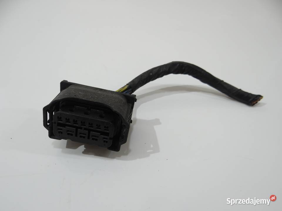 KOSTKA WTYCZKA LAMPY PRZÓD XENON BMW E93 osobowe Strzyżewice