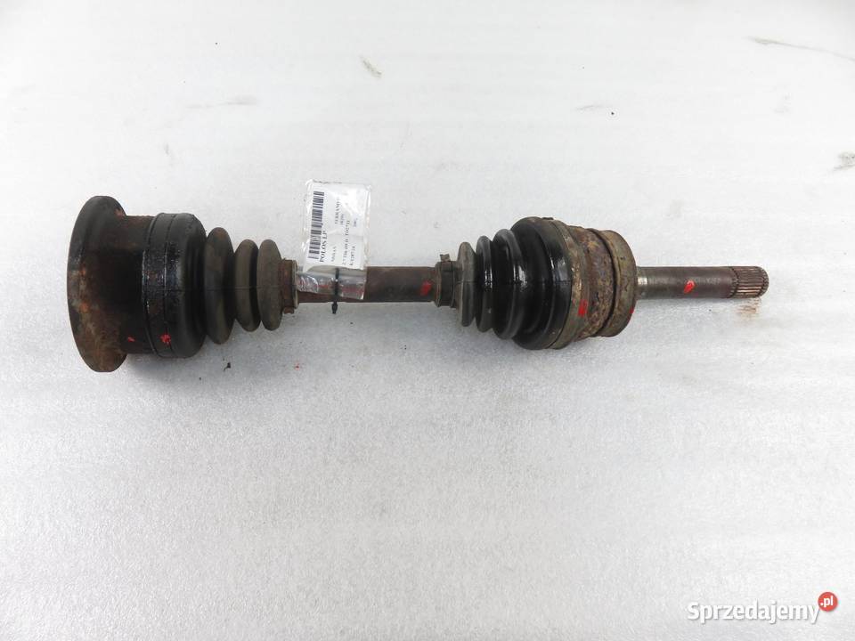 PÓŁOŚ LEWA PRZEDNIA NISSAN TERRANO II R20 27 TDi