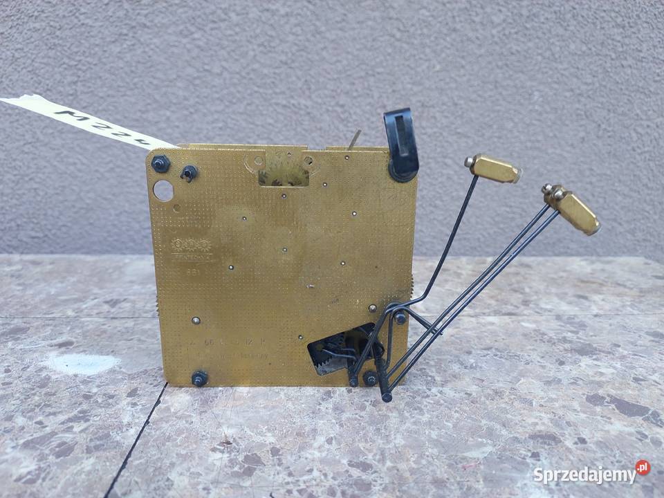 M224 Mechanizm starego zegara ściennego SBS Tczew