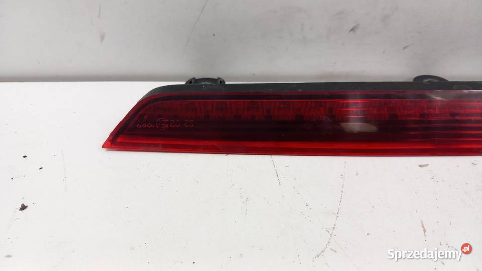 AUDI Q7 4L LAMPA 3 STOP 4L0945097 osobowe Zbierkowo