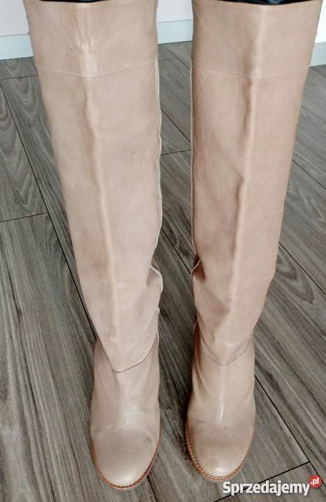 Fornarina beżowe kozaki logo Rozmiar 40 Kozaki mazowieckie