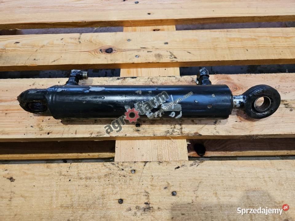 Siłownik skrętu Case Puma 130 145 150 Byków