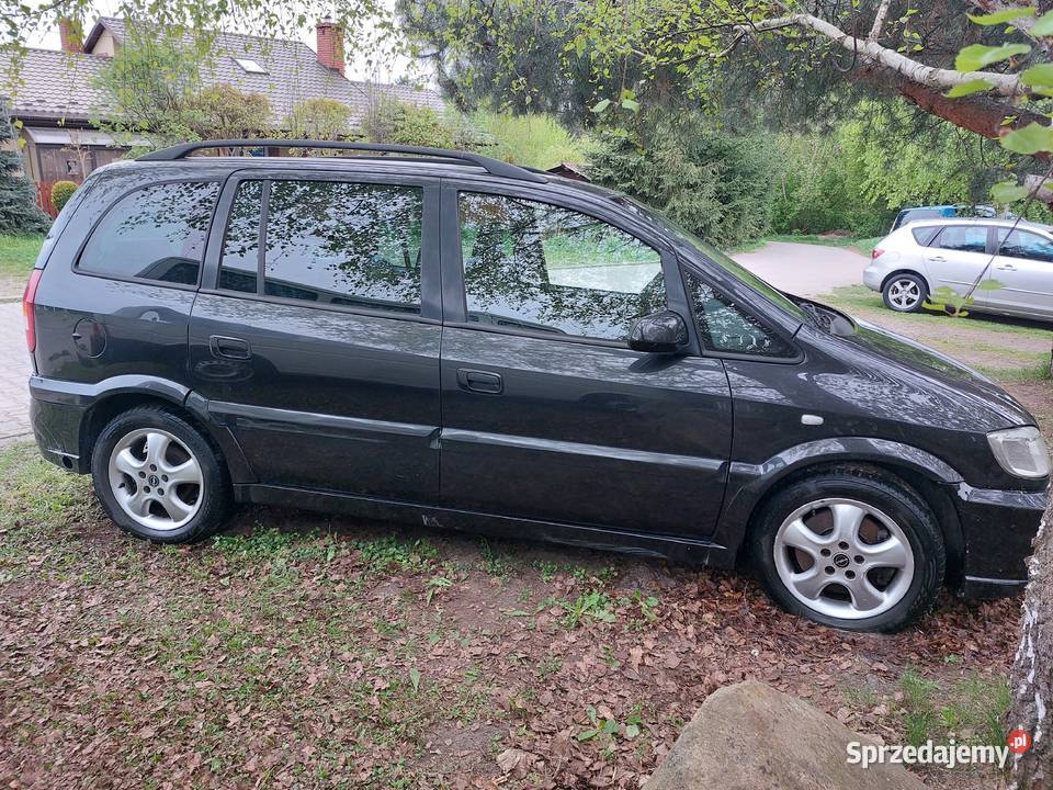 Zafira OPC Z298 osobowe Starachowice