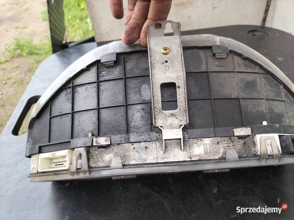 LICZNIK ZEGARY MAZDA 323 323F 323F BA osobowe