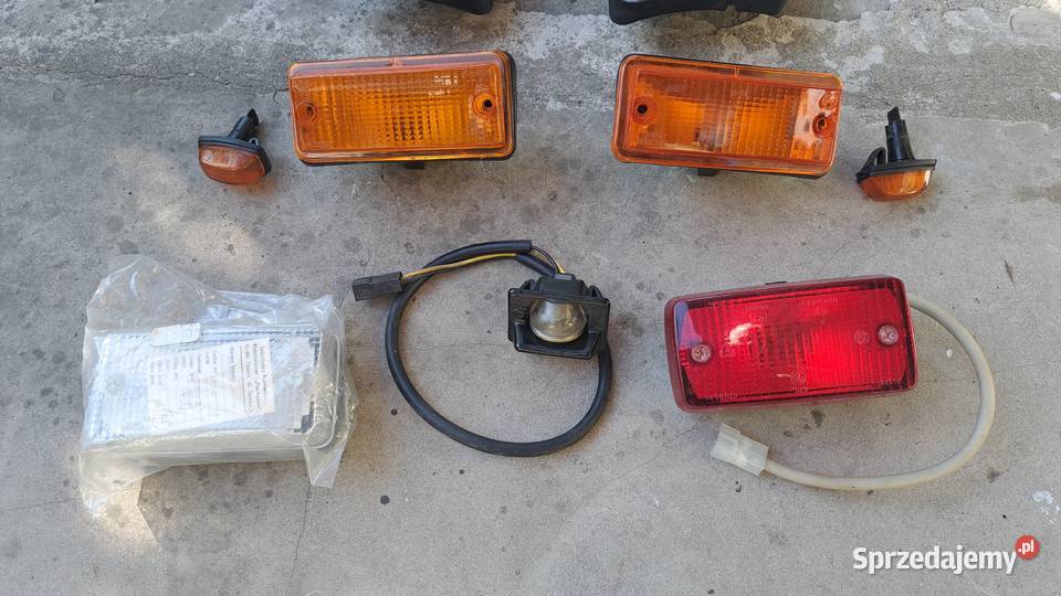 Fiat 126p oświetlenie kompletne Leszno