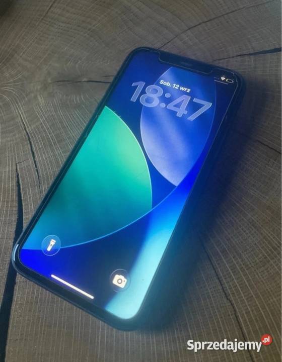 iPhone 11 64 GB stan 83 baterii Etui pomorskie Krokowa sprzedam