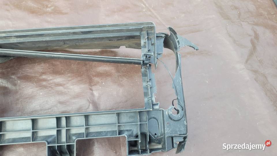 VOLVO XC40 KIEROWNICA POWIETRZA ŻALUZJA ROLETA Ruda Śląska