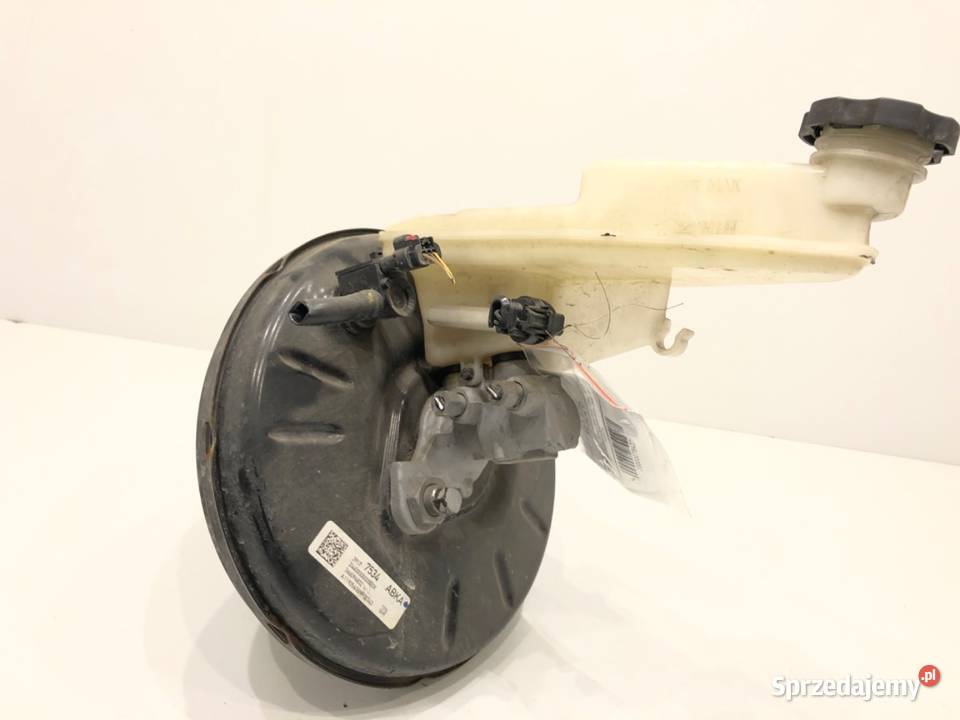 SERWO HAMULCOWE OPEL ASTRA K 39177534 Hatchback osobowe