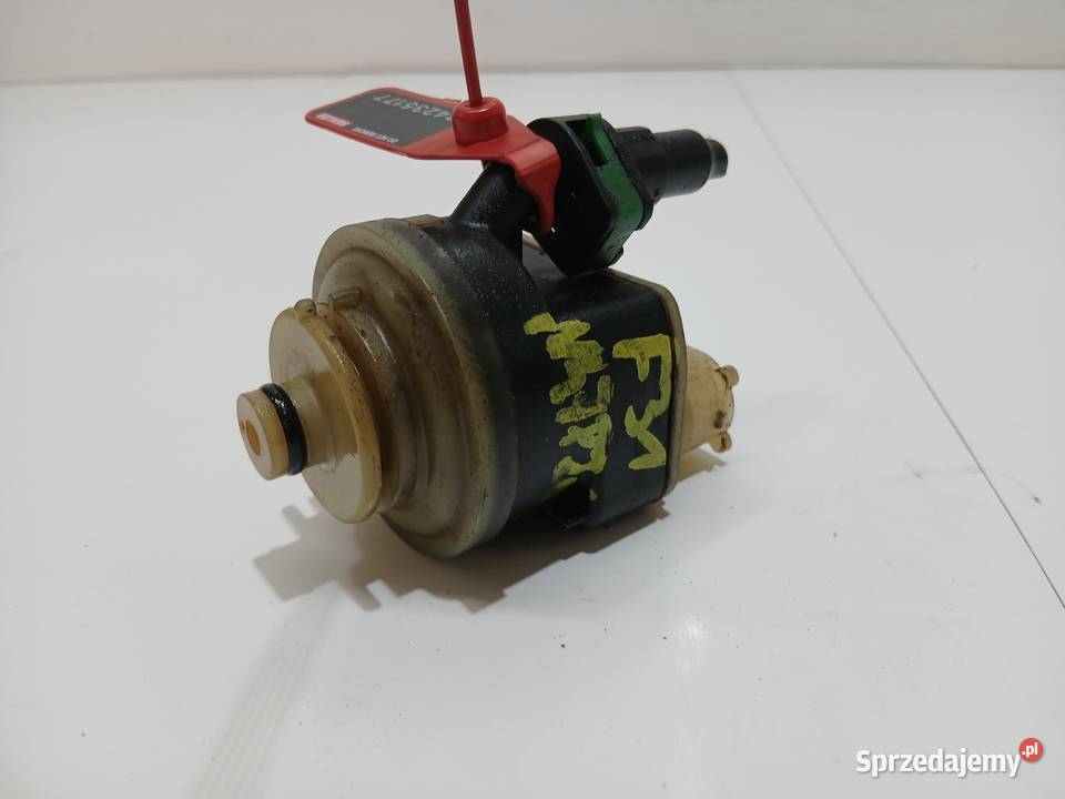 PODGRZEWACZ PALIWA BMW F10 F20 F30 3 PIN 8572521