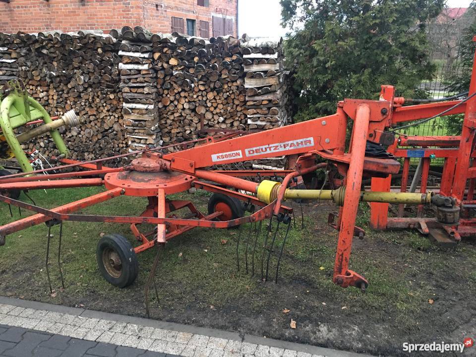 Zgrabiarka do siana DeutzFahr 32m Żelazków