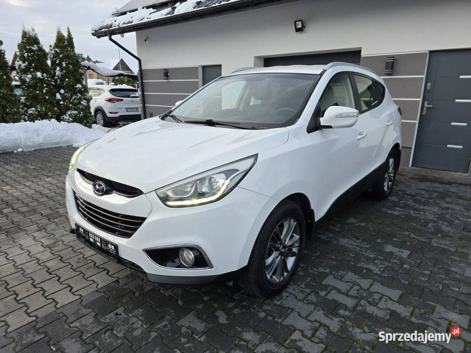 Hyundai ix35 20 benzynaautomat4x4liftkamera SUV małopolskie Żabno sprzedam