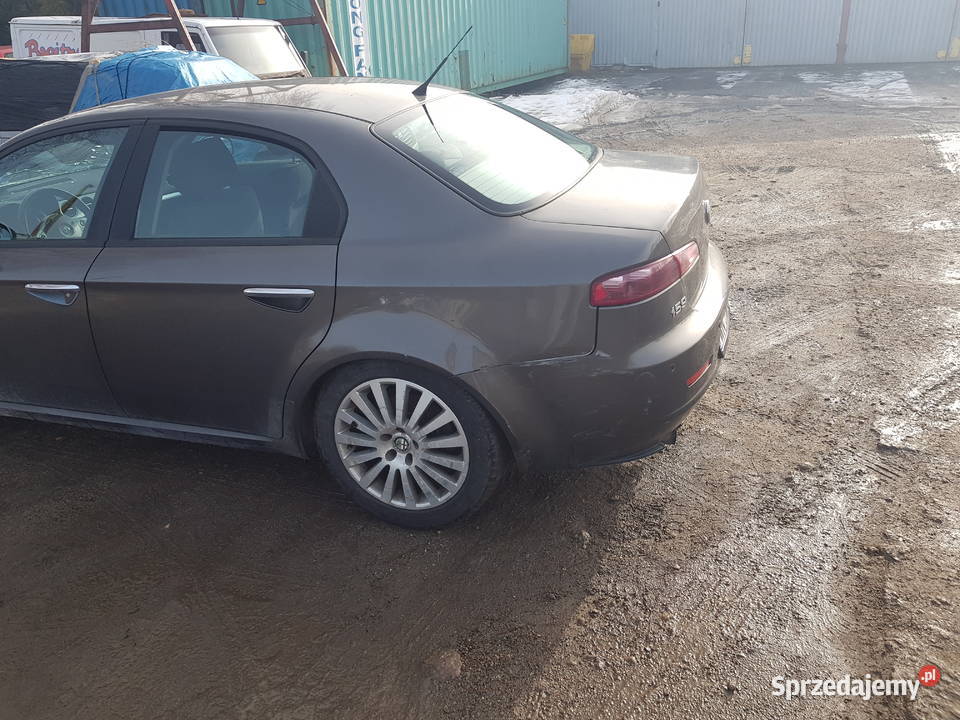 Okazyjnie uszkodzona alfa 159 Warszawa