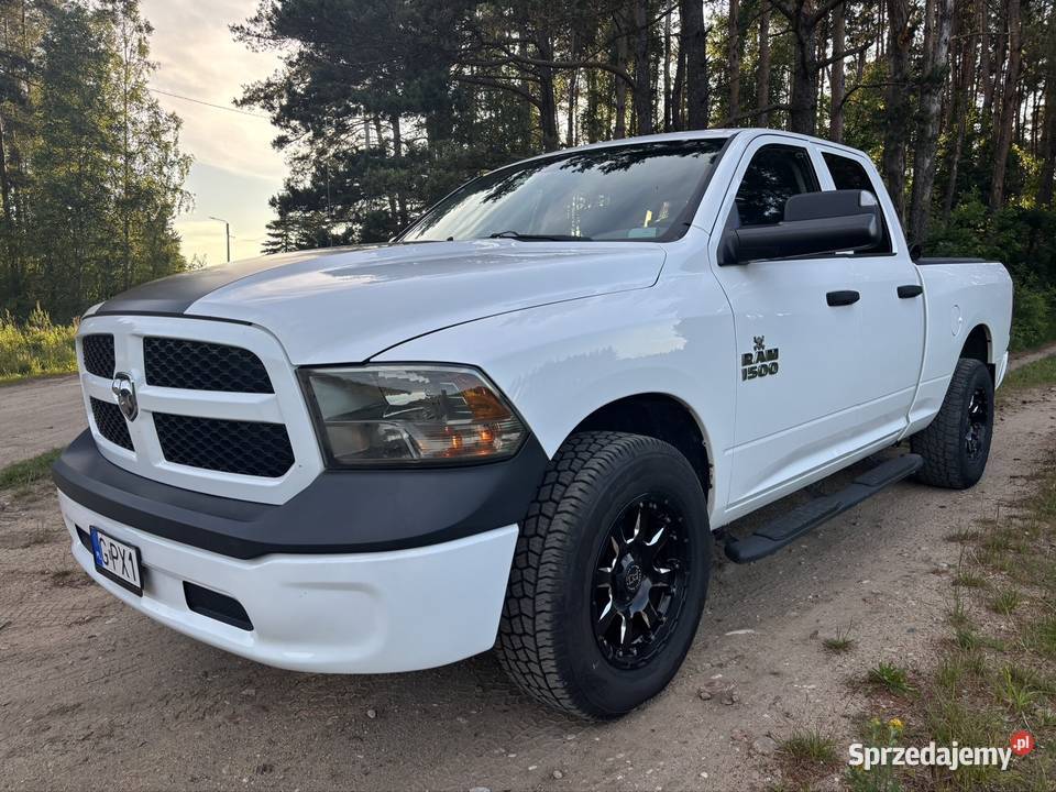 RAM 1500 r2014 4x4 RAM Sierakowice