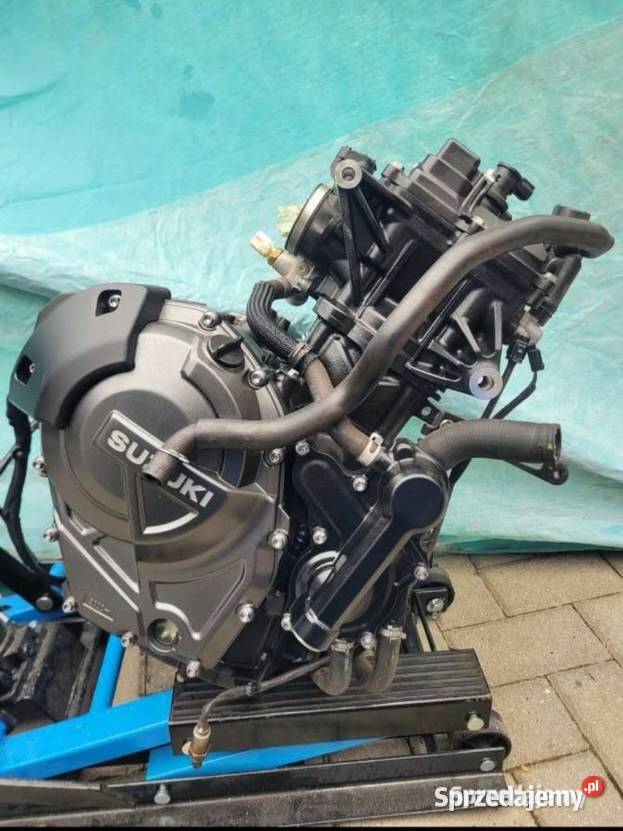 SUZUKI GSX8R GSX 8 R 2023 OEM SILNIK KOMPLETNY Nowy Tomyśl