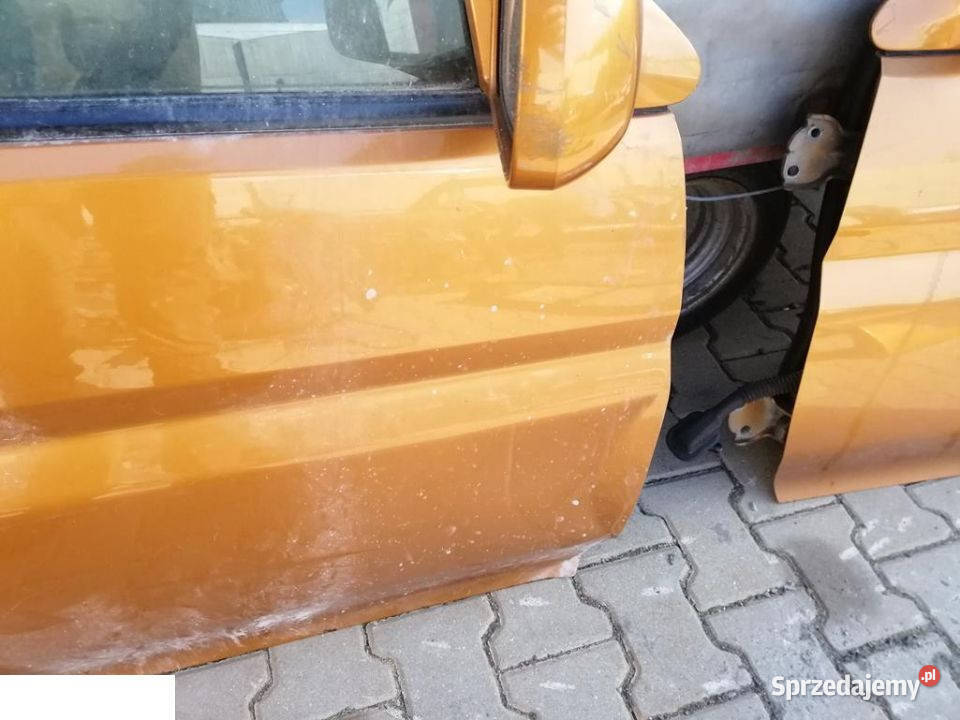 HONDA HRV 20025D DRZWI PRAWY PRZÓD osobowe Kozubszczyzna