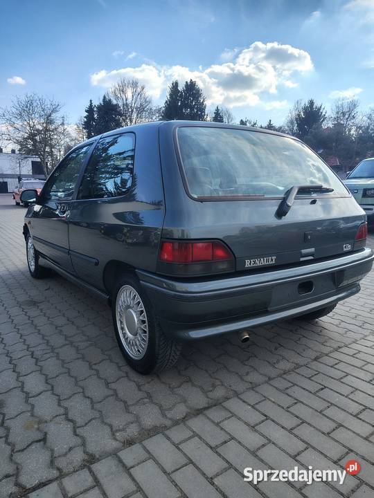 Renault Clio Baccara 14L 1992 stan bez korozji Zgierz