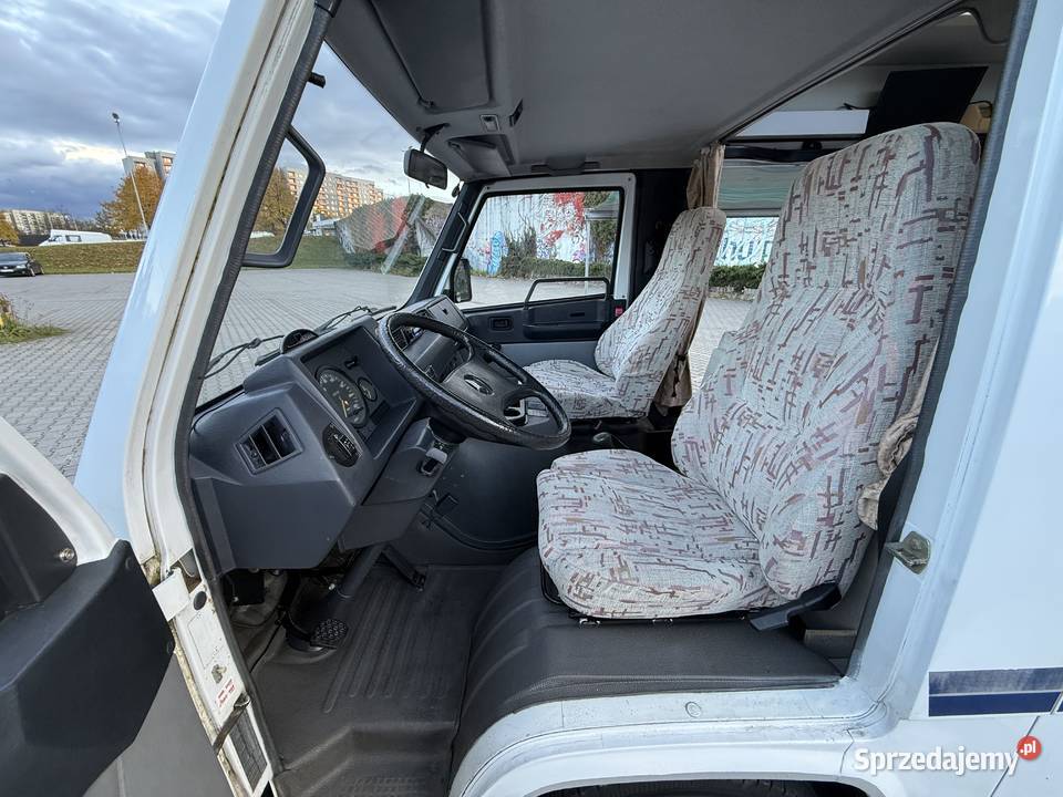 Kamper Mercedes MB100 LaStrada Kampery Tychy sprzedam