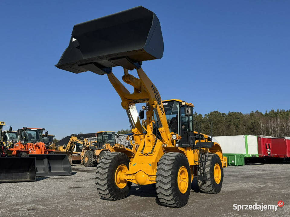 duża kołowa Hyundai HL7607A Centralne Smarowanie Koła świętokrzyskie Widełki