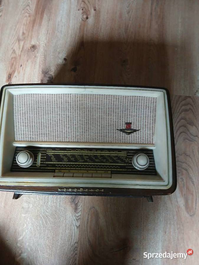 Radio lampowe firmy Normende Amplitunery Kraków