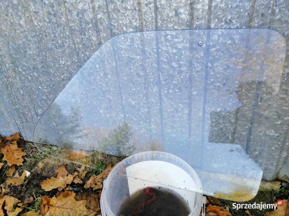 Szyby boczne Fiat 126p sprzedam