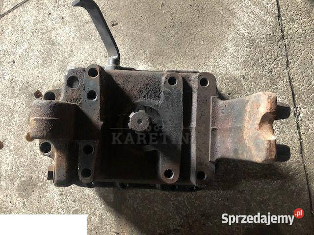 Valtra 700 WOM Tylny Wałek Obrotu Mocy Pozostałe Jastrzębniki