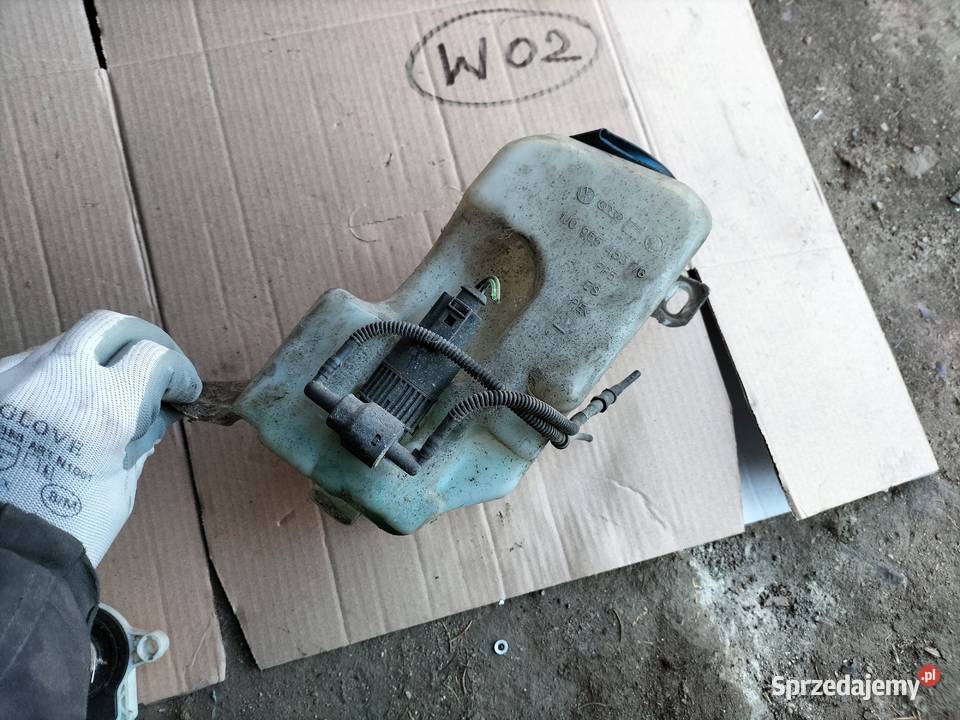 AUDI A38L A3 8L ZBIORNICZEK POMPKA PŁYNU osobowe Kamień-Kolonia