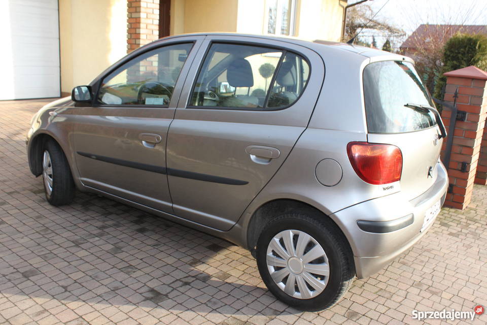 Toyota Yaris 5d 10 klima ABS CD kupiony w polskim salonie Luboń