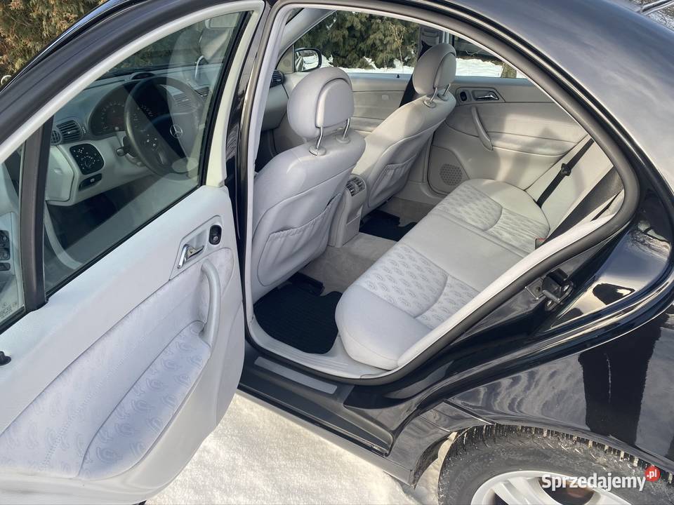 MercedesBenz C200 20 Kompressor super stan EURO4 Pilica