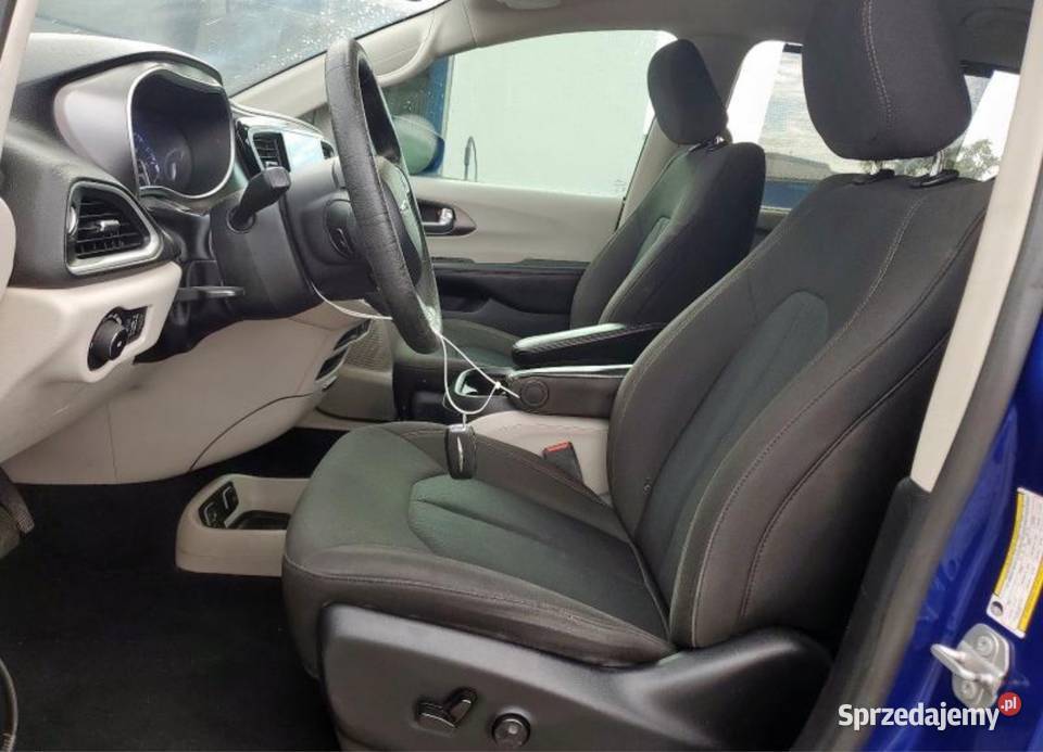 Chrysler Pacifica touring 2020 Kobyłka