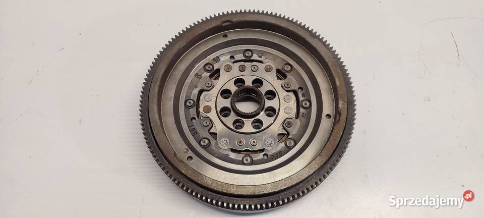 VW TIGUAN II KOŁO DWUMASOWE 20 TDI 04L105266H sprzedam