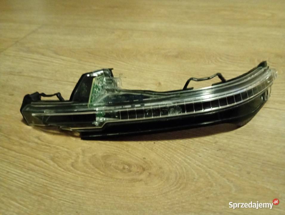 Audi Q5 80A Kierunkowskaz lusterka lewy Kościerzyna