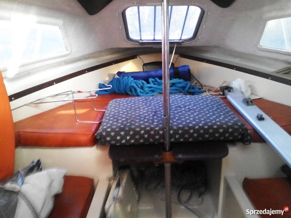 żaglówka z przyczepką