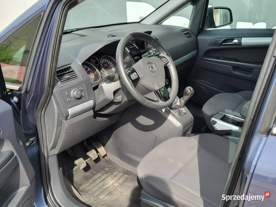 Opel Zafira 7osobowyz Niemiec B 20052011 lakier metallic Dąbrowa