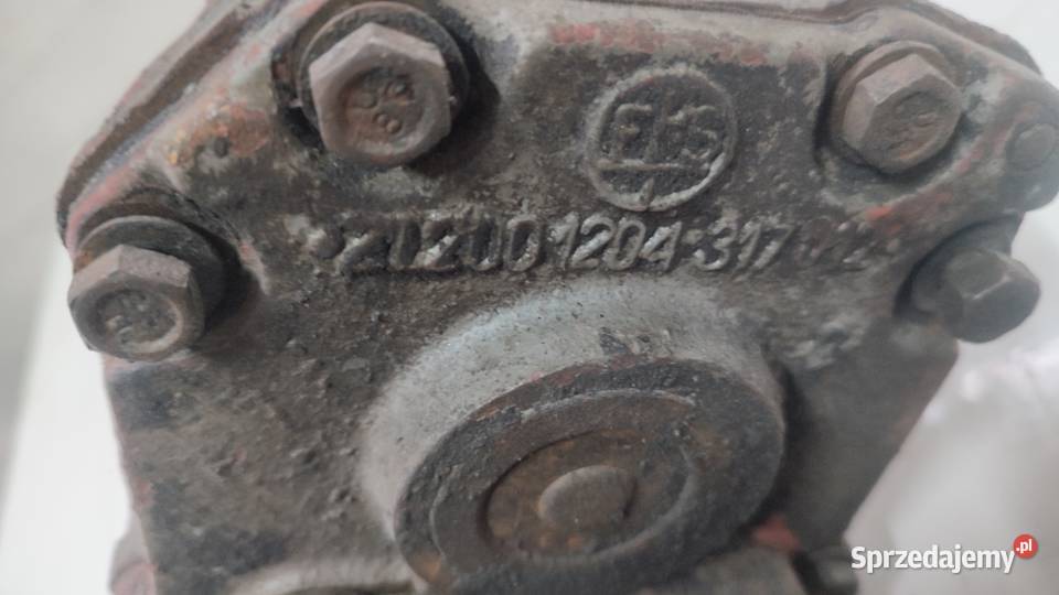 POMPA Z PRZYSTAWKĄ PZ3322303 Układ hydrauliczny Części maszyn i innych pojazdów Włoszczowa