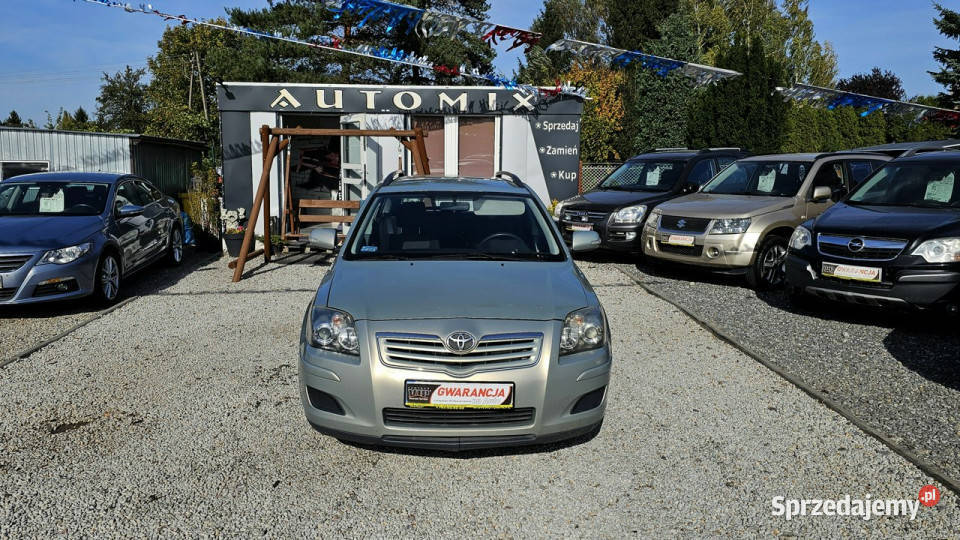 Toyota Avensis Super Stan Oszczędny 2008r światła przeciwmgielne Świdnica