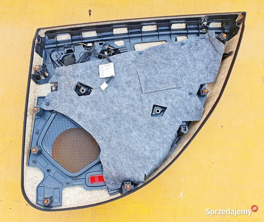 MERCEDES CLA W117 SHOTING BRAKE KOMBI BOCZEK