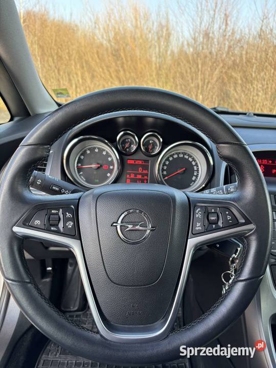 Opel Astra J 16 Ecotec 140000 przebiegu 2015r elektryczne szyby podkarpackie Krosno sprzedam