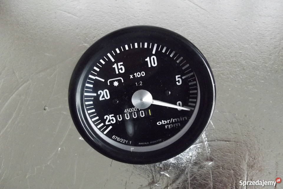 Licznik motogodzin URSUS C 360 3P MF 3 Parczew
