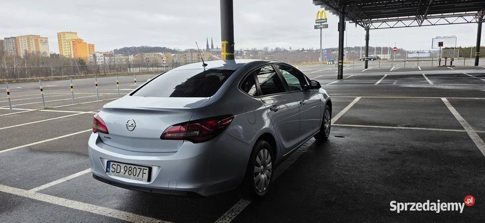 Opel astra j 2017 115KM Dąbrowa Górnicza