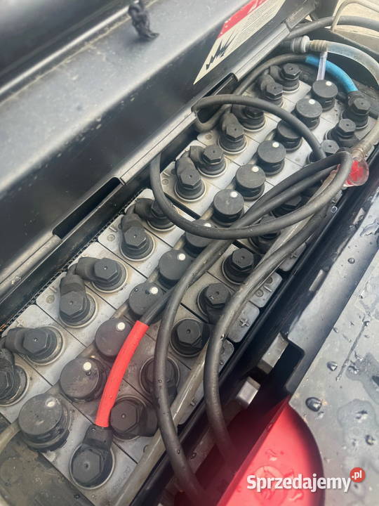 paleciak elektryczny z masztem CROWN 320m zwykle łódzkie Działoszyn