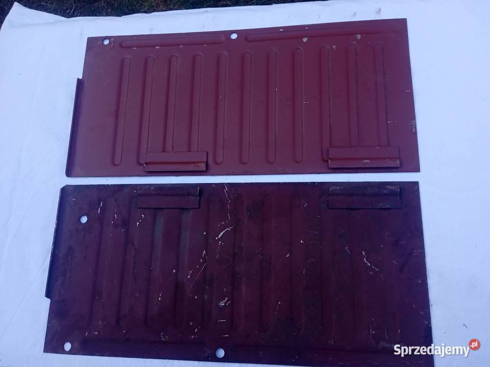 Pokrywy akumulatorów z czasów PRLu Ursus 355 360 Pruszcz Gdański