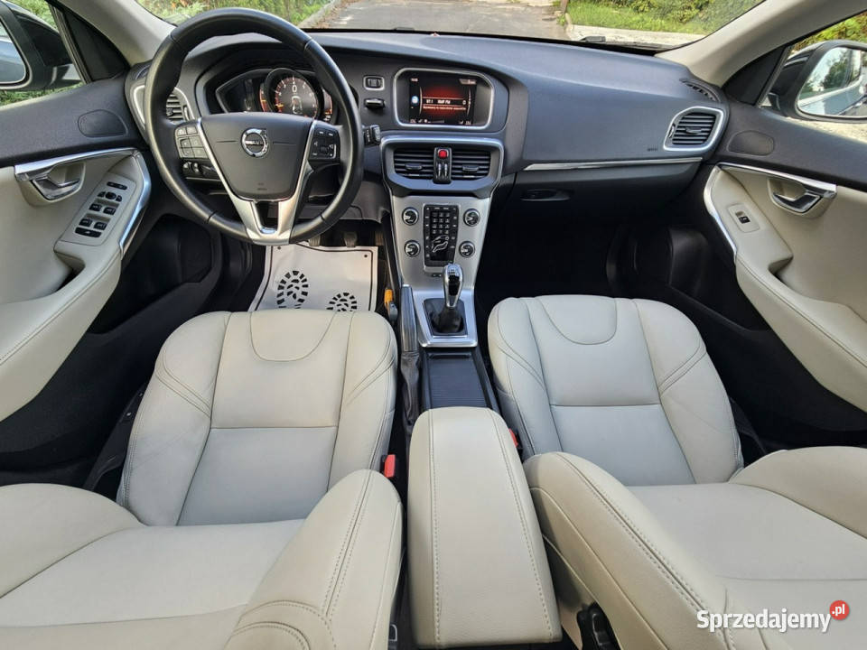 Volvo V40 II 2012 122KM Opoczno