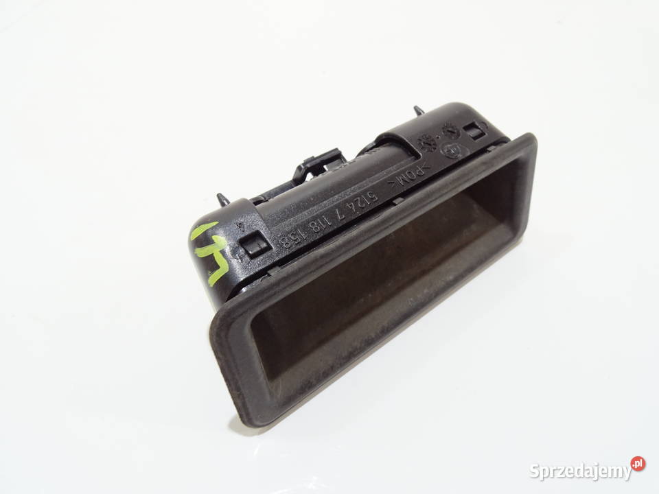 BMW E60 KLAMKA MIKROSTYK KLAPY 7118158 osobowe Strzyżewice