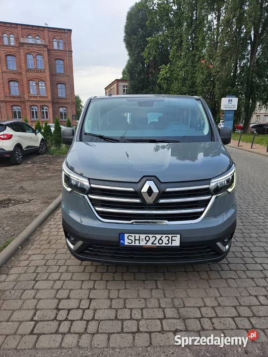RENAULT Trafic Blue dCi 150 Euro 6 Trafic Kombi Warszawa
