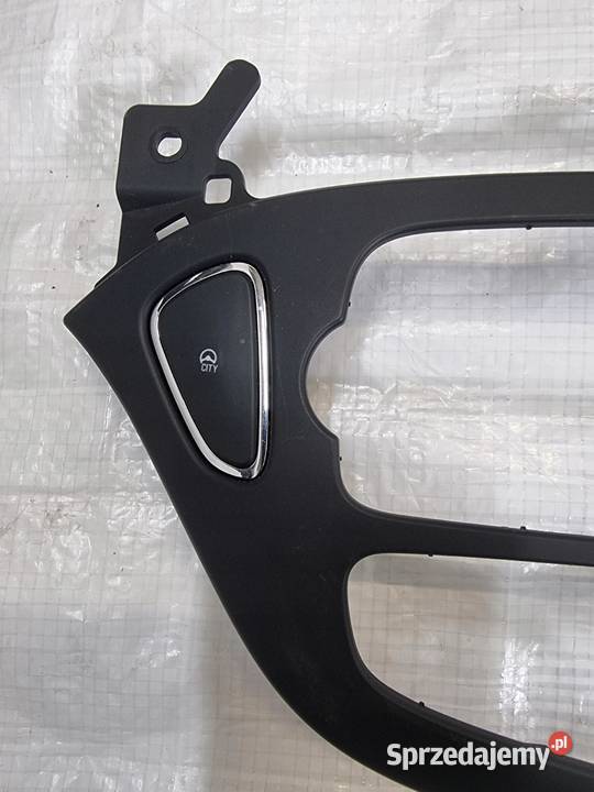 RAMKA RADIA PRZYCISKI 13391249 OPEL CORSA E sprzedam