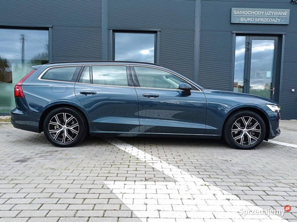 Volvo V60 2023r FV23 Hak Skóra BLIS PilotAssist nieuszkodzony Kraków