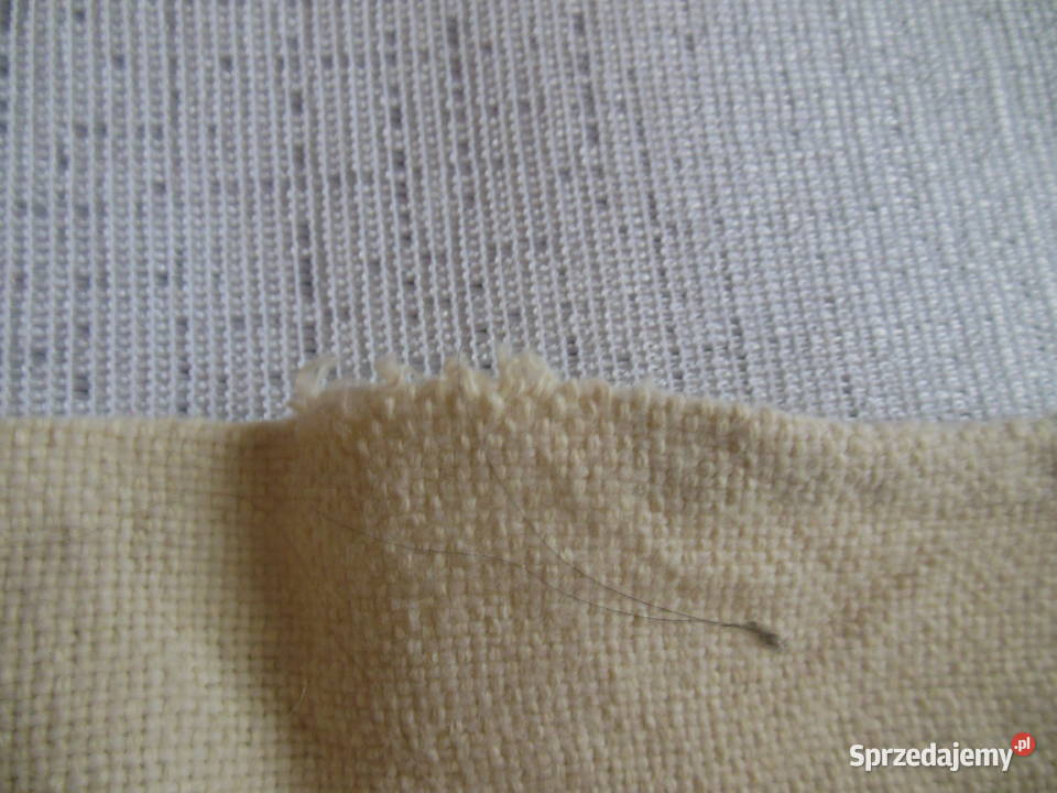 Bieżnik haftowany recznie w róże Kielce