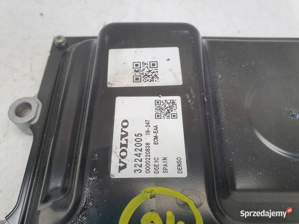 Volvo V60 II 20 D4 STEROWNIK SILNIKA komputer Komputery