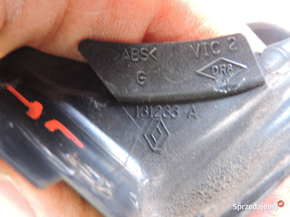 Narożnik drzi Renault Grand Scenic II 16 B osobowe