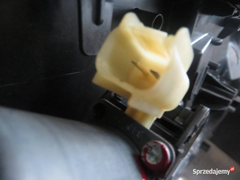 PODNOŚNIK SZYBY PRAWY PRZEDNI FORD FIESTA MK6 VI